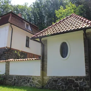 - Zbraslav, U Zamku Praga