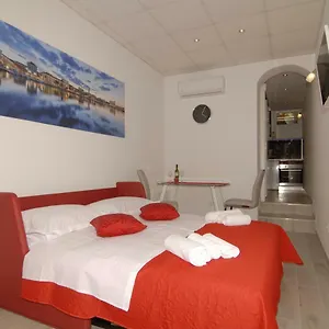 Maria , Split Croatie